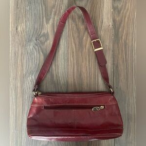Chic Burgundy Crossbody Bag